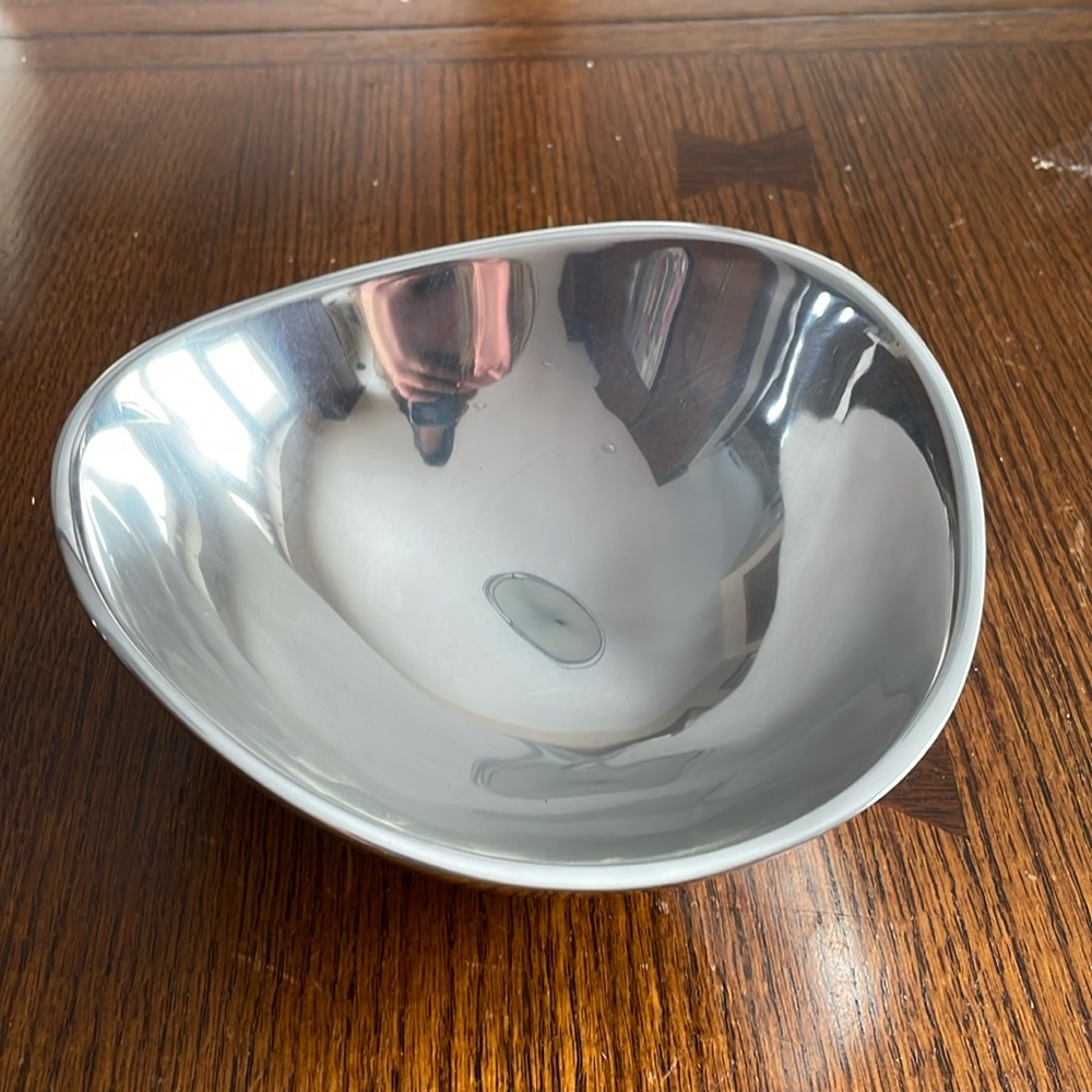 Nambe 567 Small Butterfly Serving Bowl
